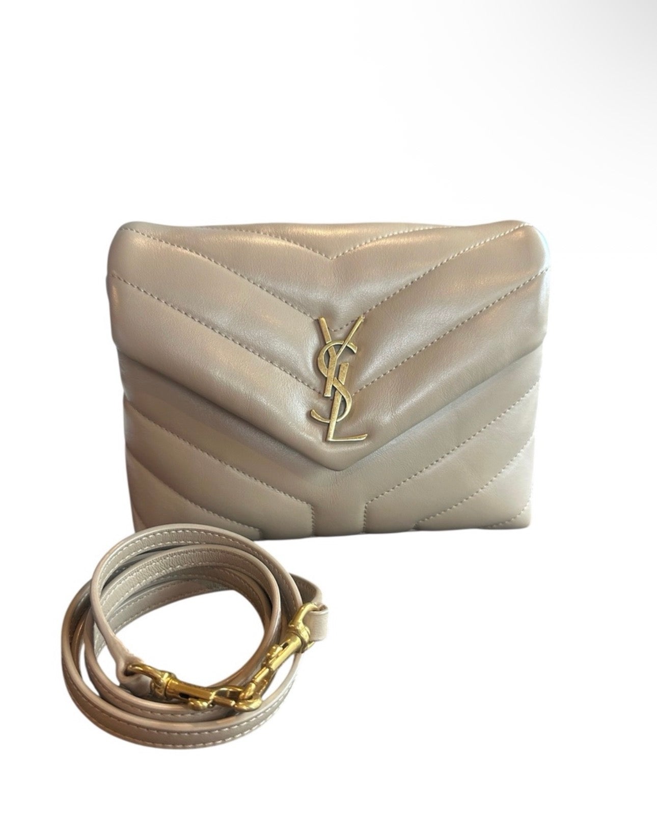 Yves Saint Laurent LouLou Toy Shoulder Bag