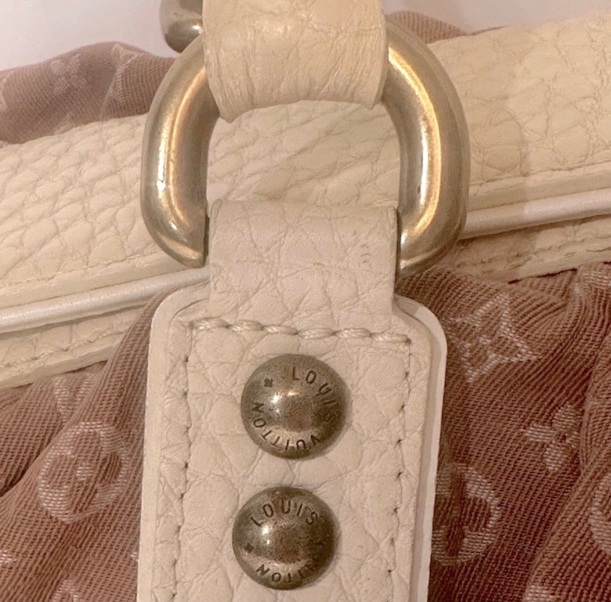 Louis Vuitton Mini Lin Trapeze GM