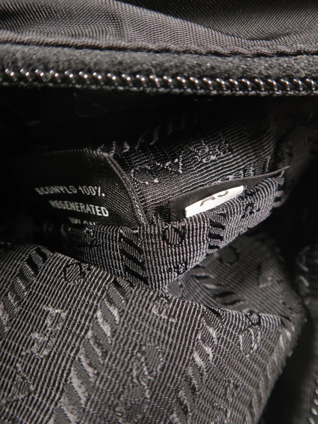 Prada Nylon Re-Edition 2000 Mini