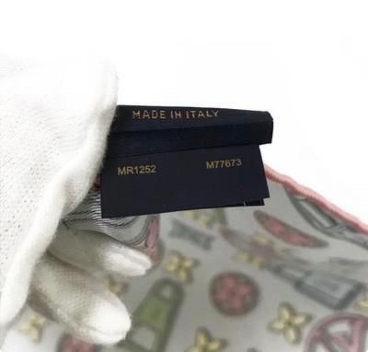 Louis Vuitton Carre 45 Charming Silk Scarf
