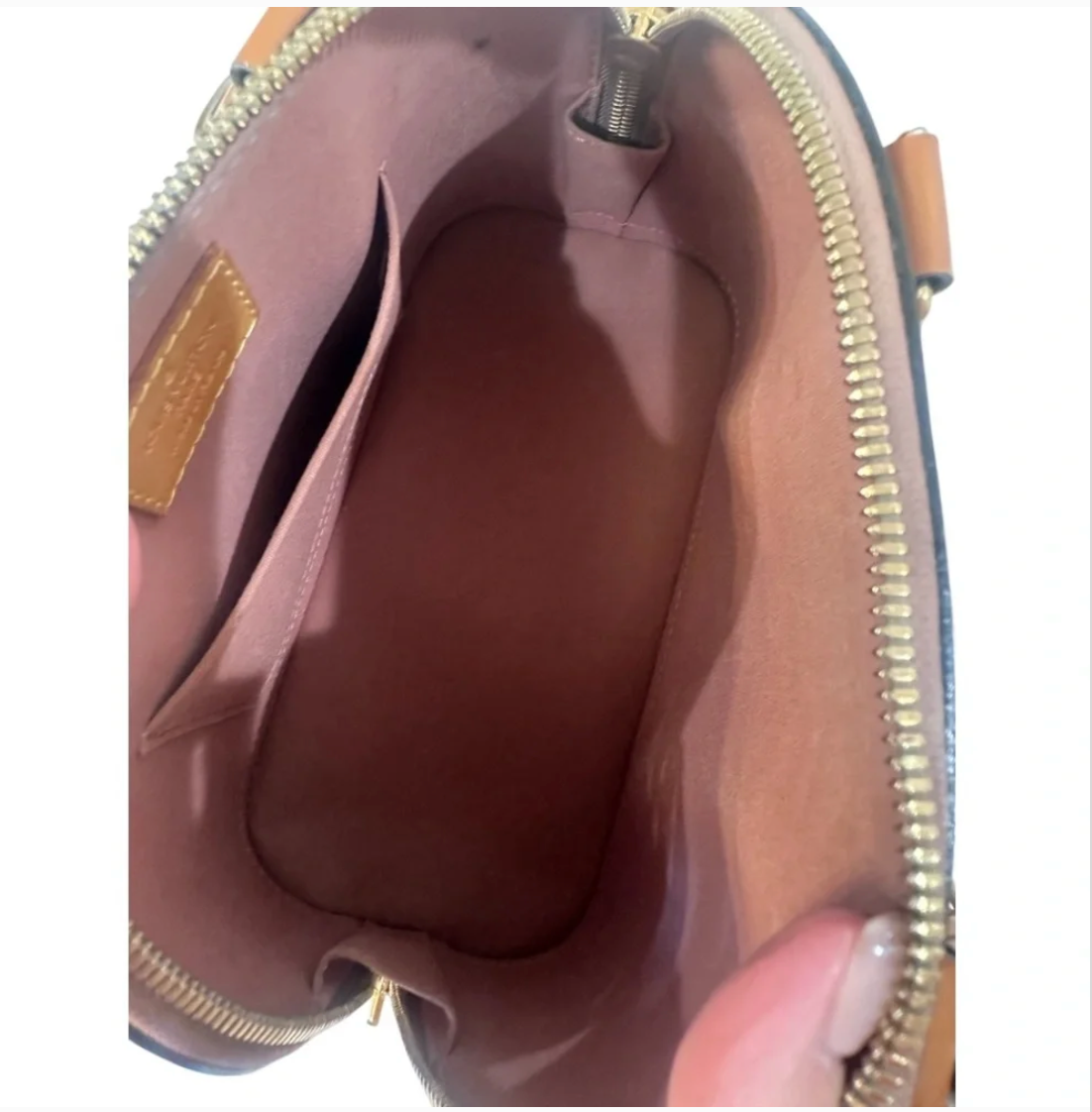 Louis Vuitton Alma BB Vernis Rose Velours