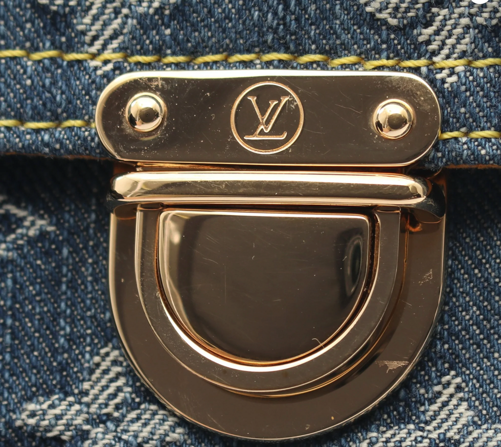 Louis Vuitton Denim Pochette Plat Clutch